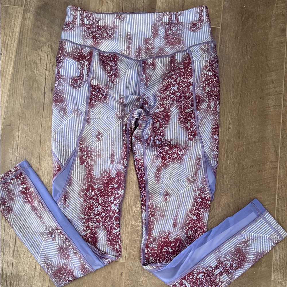 CALIA by Carrie Underwood Lavender and Maroon Patterned Athletic Leggings